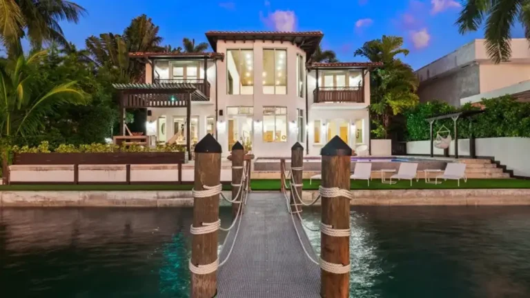 Vacation Rentals for Sale