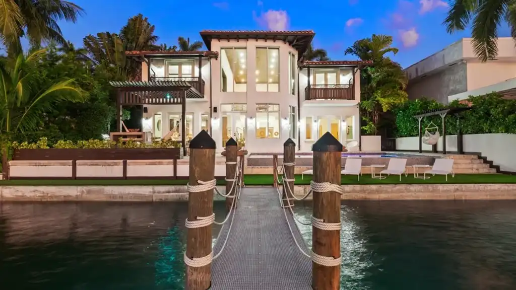 Vacation Rentals for Sale